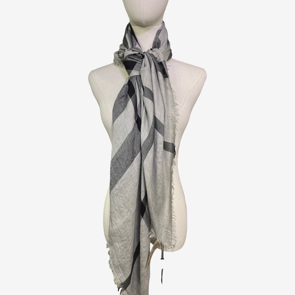 Burberry Overdyed Chambray Check Square Scarf Storm Grey Wool Modal 120x120 NWT - Picture 5 of 8